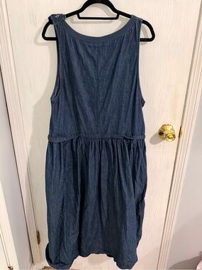 Free People Sleeveless Chambray Midi Dress in Dark Blue